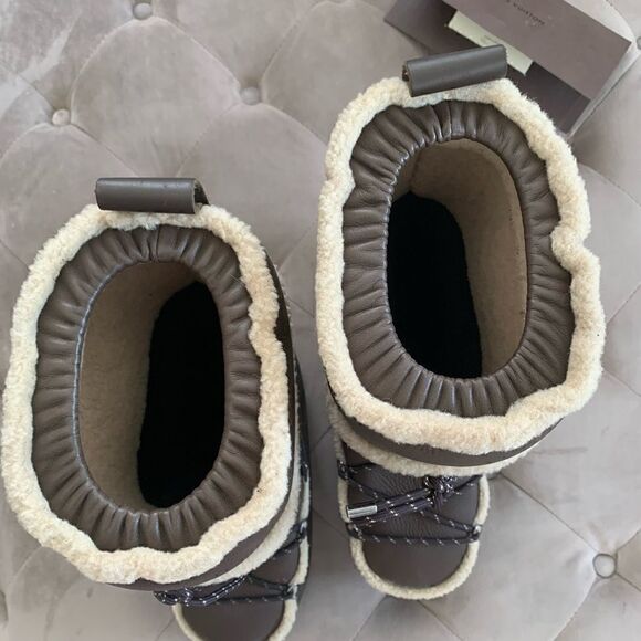 Louis Vuitton limited edition snowstorm boots - men size - Picture 5 of 12